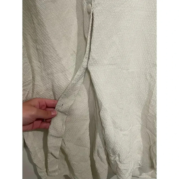 Vintage Amelia’s 100% Silk Textured Button Front Top - Picture 4 of 8